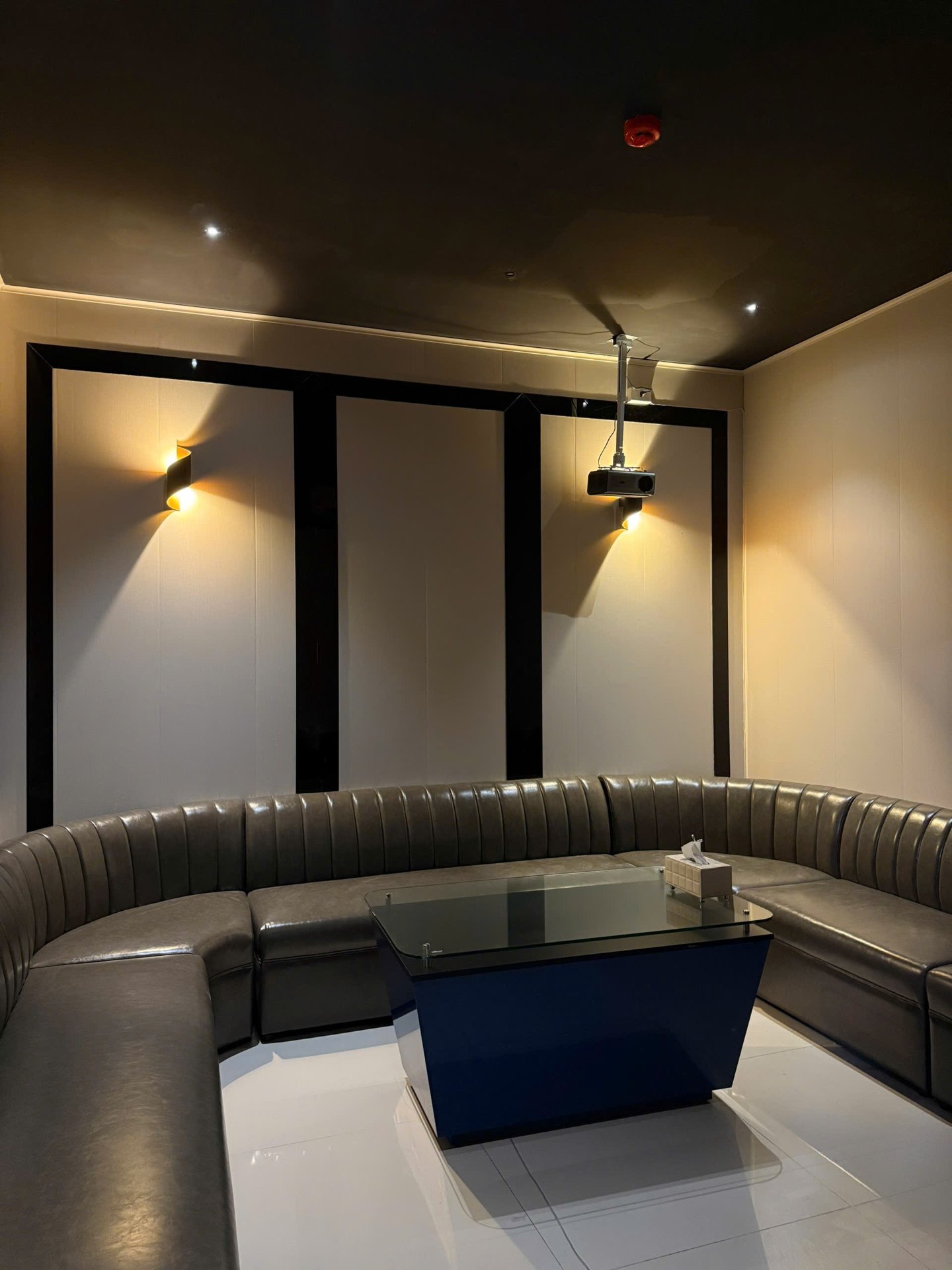 다낭 LA 라운지 (LA Bar) 갤러리 사진 6번 — 크게 보려면 클릭